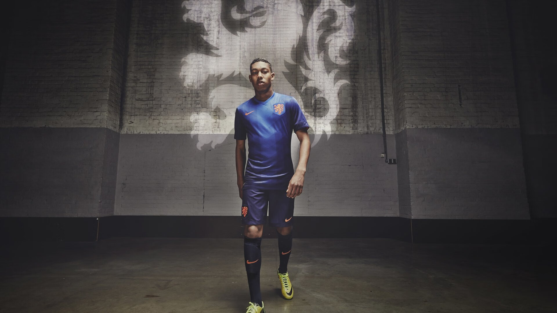 奇迹夜的角斗士，当卡塞米罗在绝境中为罗马戴上荆棘王冠